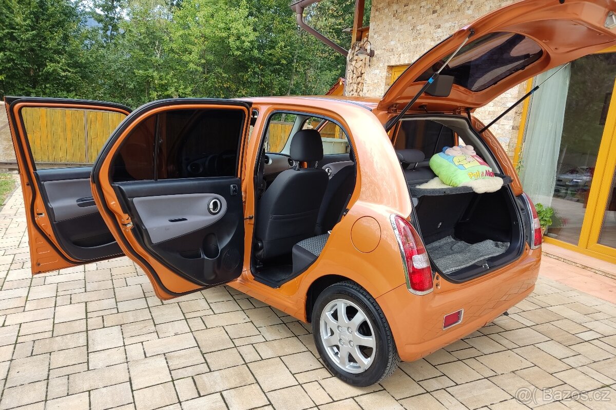Daihatsu Trevis - 13
