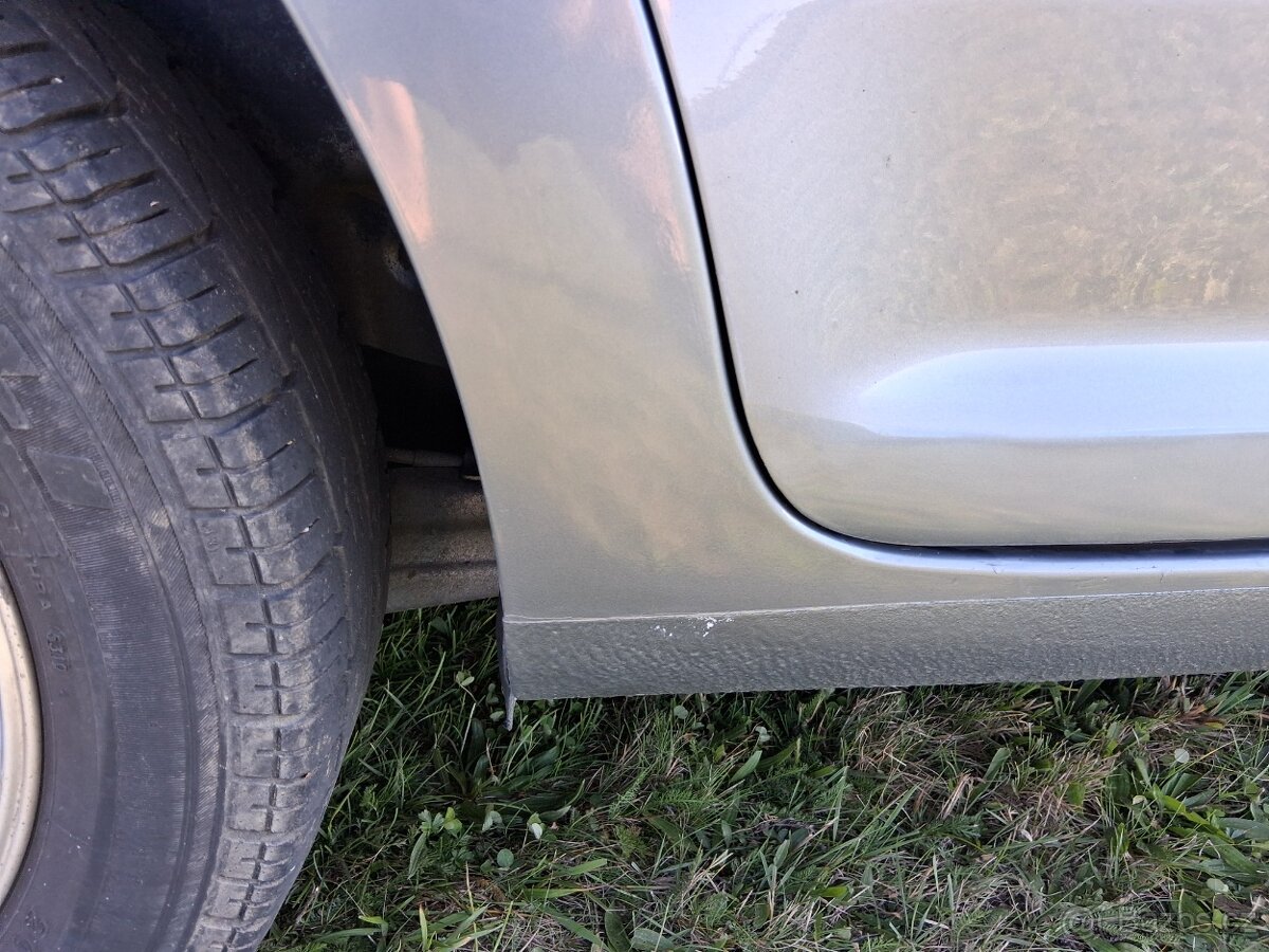 Prodám Volkswagen Touran 1.9 TDi 77kw - 13