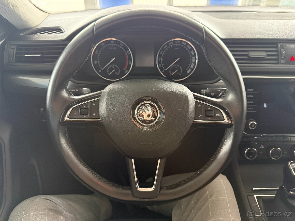 Škoda Superb 1,4 TSI 110kW,SERVISKA - 13
