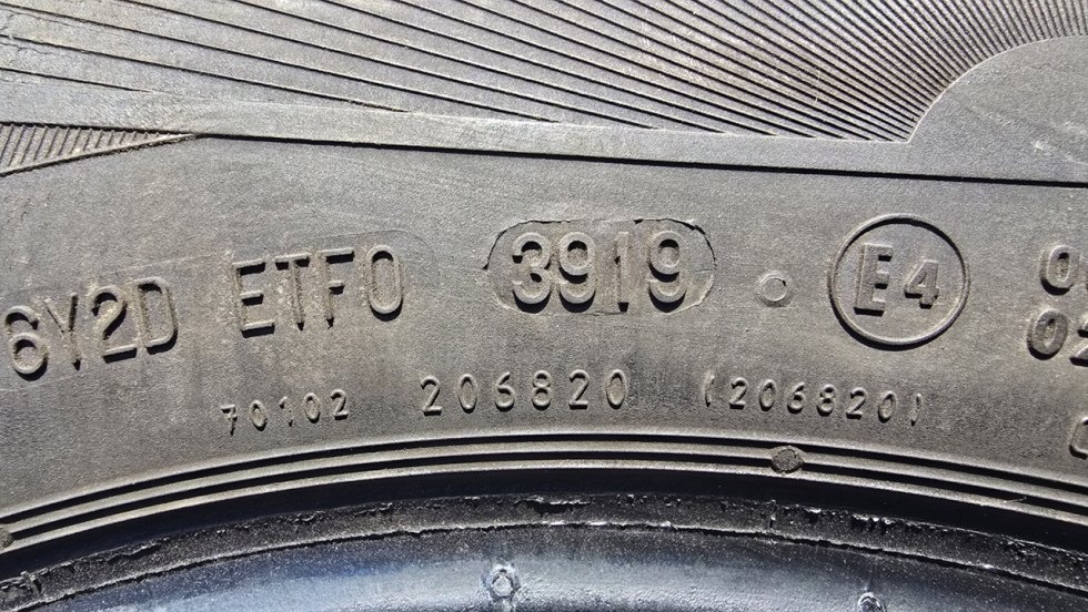 Letní pneu 225/65/16C Continental - 13