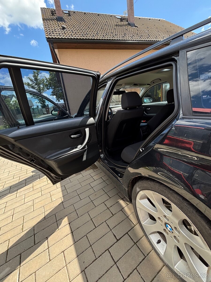 BMW e91 318d 2006 - 13