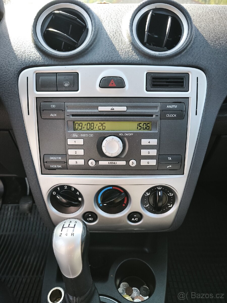 Ford Fusion - 13