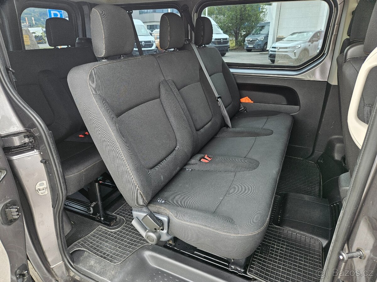 Renault Trafic, 9 míst, 130 tis najeto, 2017 - 13