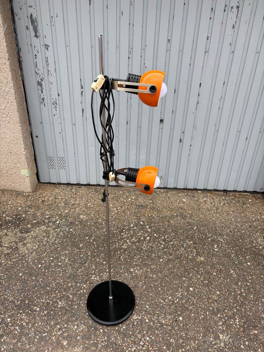 Stojací retro lampa - 13