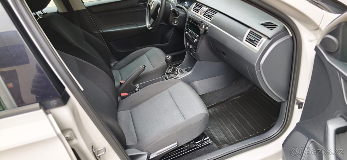 Škoda Rapid 1.2 tsi - 13