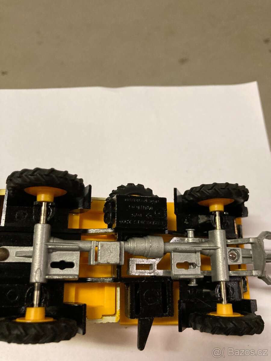 modely aut 10 - 13