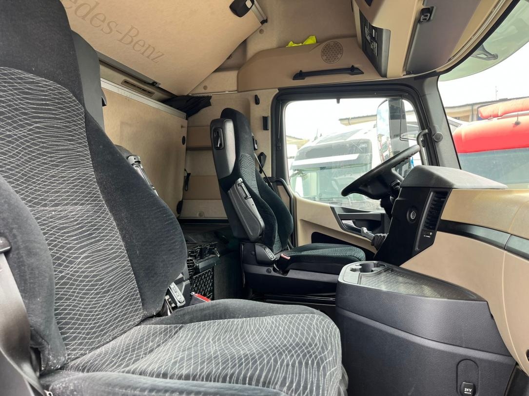 Mercedes-Benz ACTROS 1843 BDF AUTOMAT EURO VI Dhollandia DHS - 13