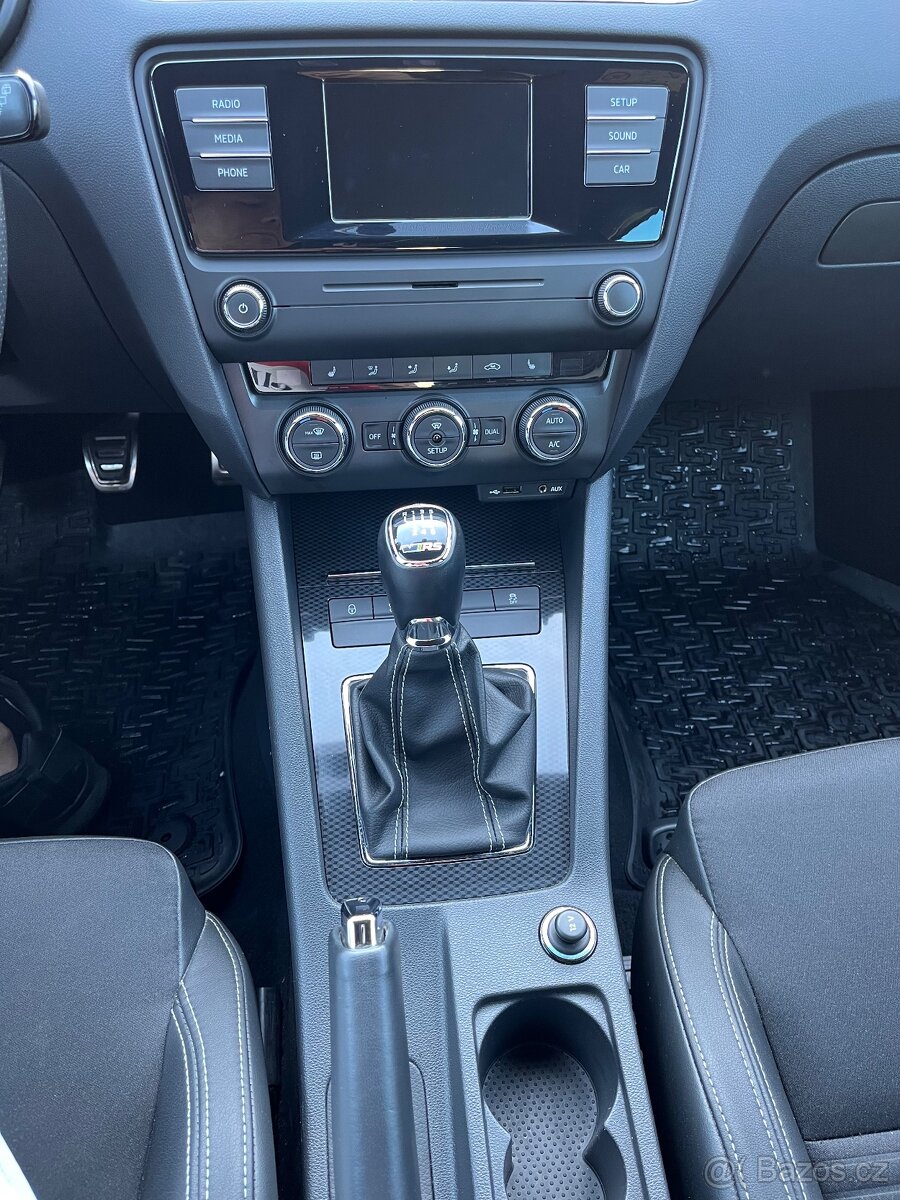 Škoda octavia 3 RS 2.0 tsi - 13