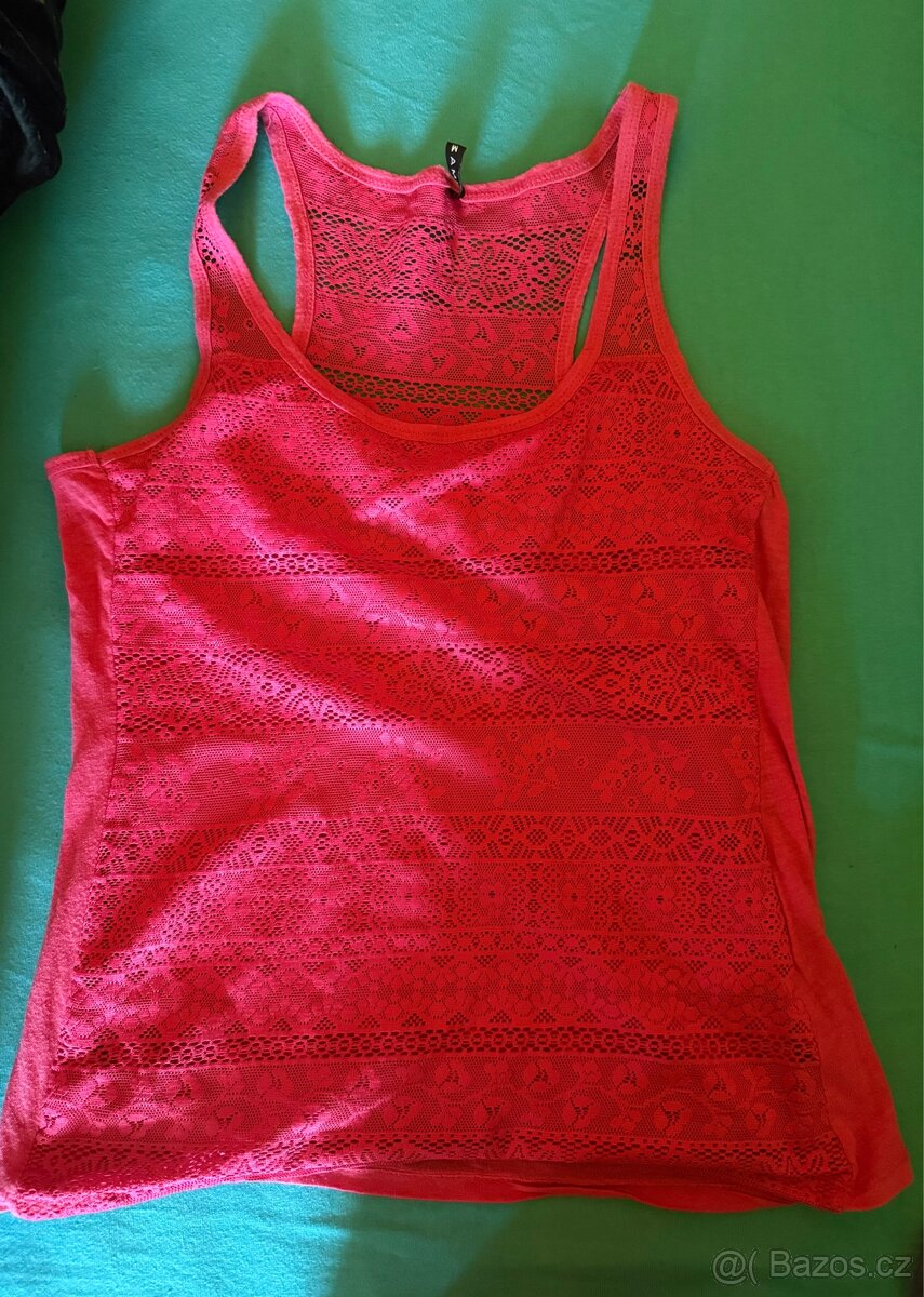 Trička a tílka 19ks velikost S celek - 13