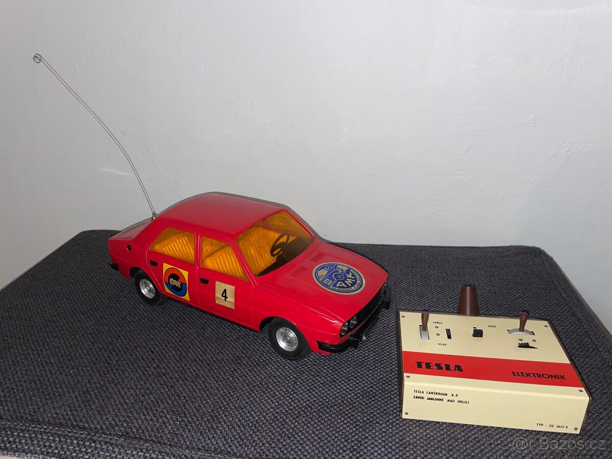 Stará hračka - Škoda Tesla - 13