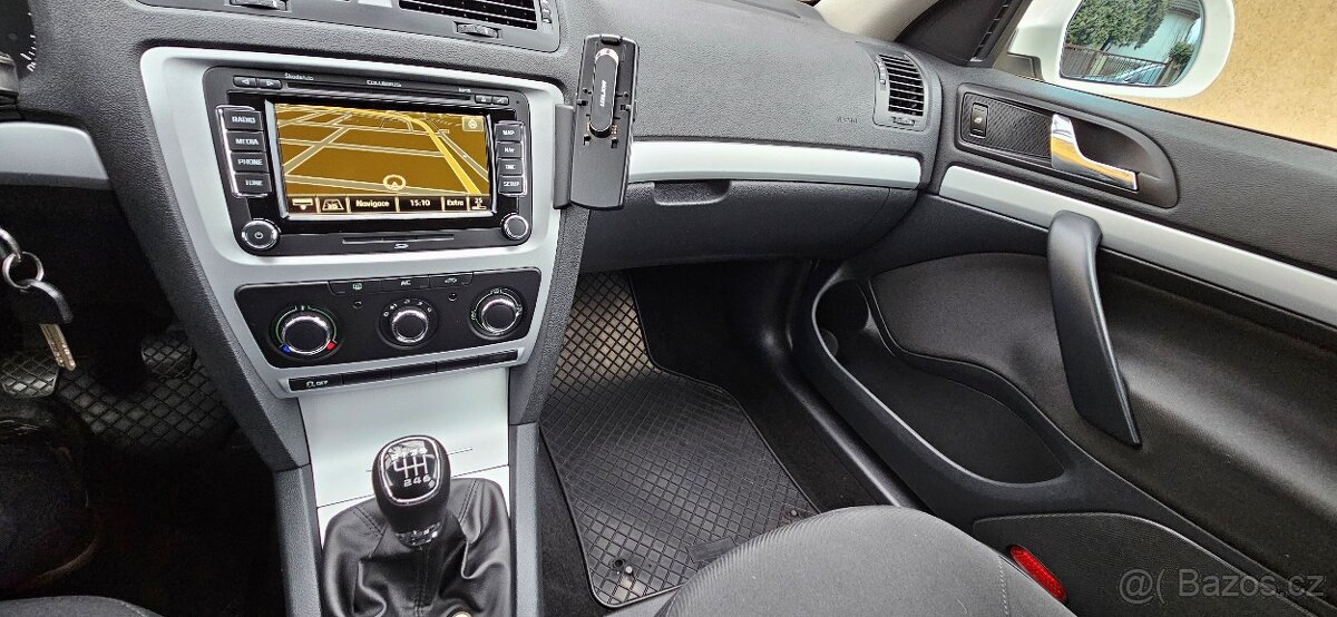 Škoda Octavia 2.0tdi 103kw 2011 facelift - 13