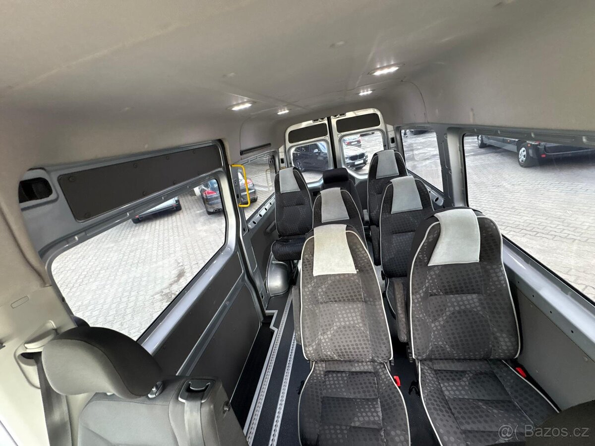 Man tge 9 osobowy Crafter sprinter - 13