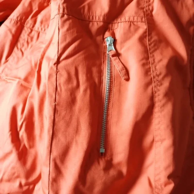 Nádherná zimní bunda s kapucí vel.40-42 - 13