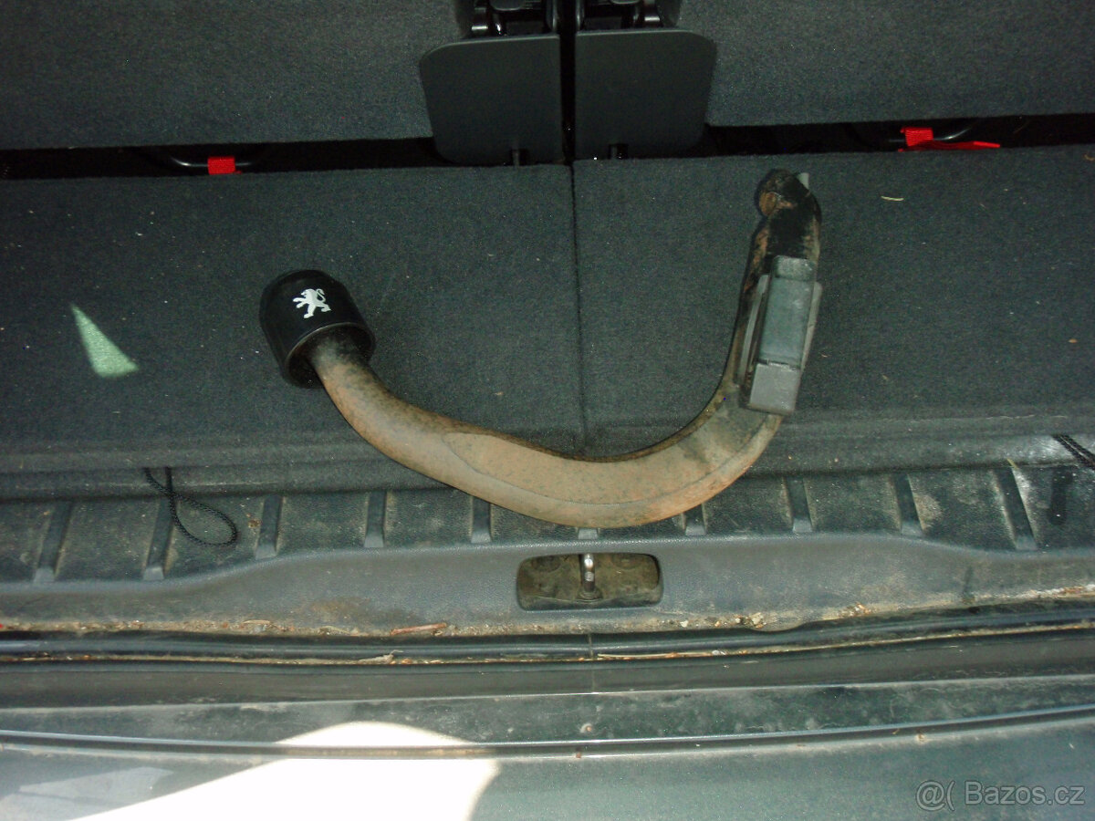 PEUGEOT 5008 MPV 1.6EHDi 84kW 2014 Facelift - 13