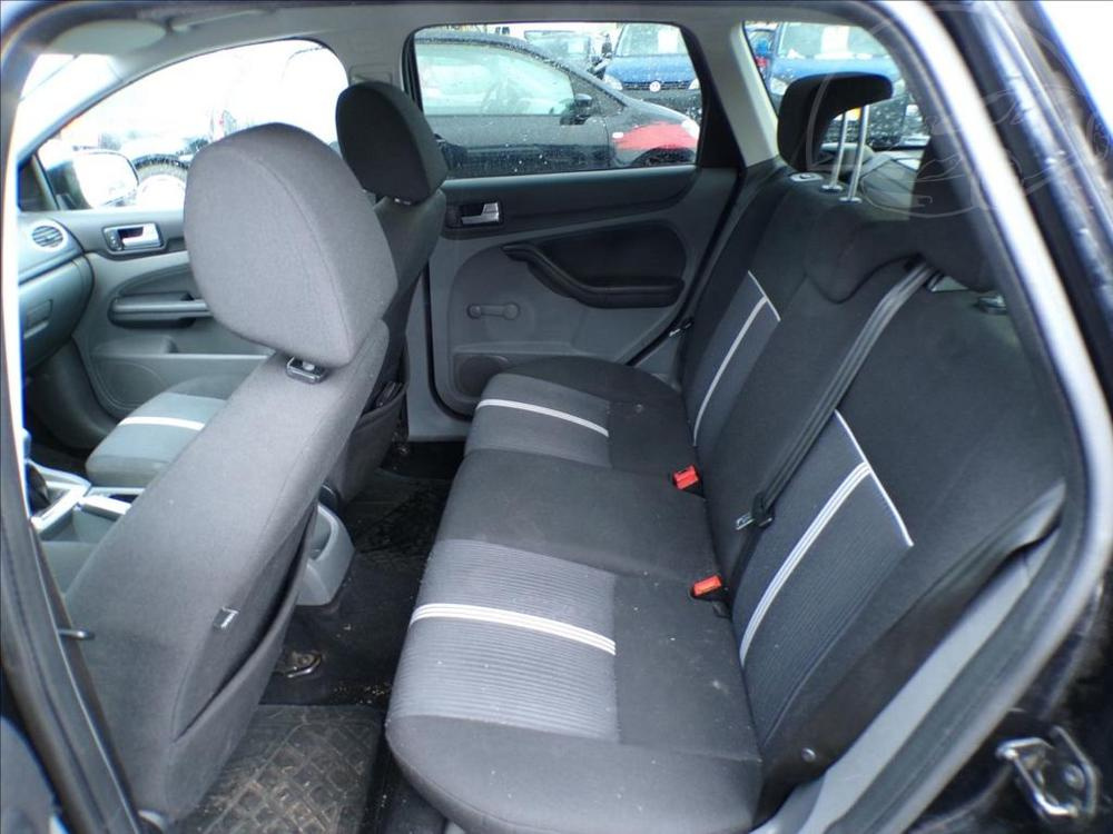 Ford Focus 1,6 16V NAVIGACE - 13