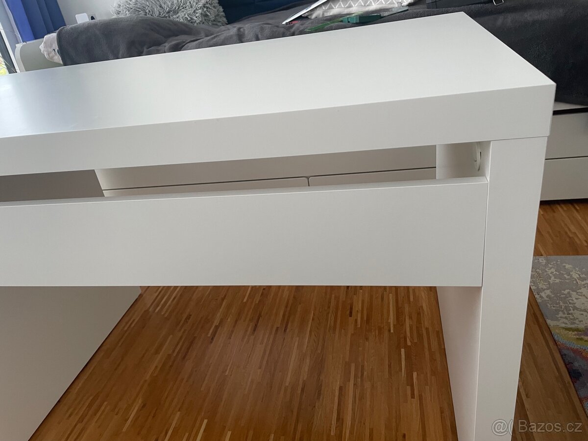 psací stůl - 13
