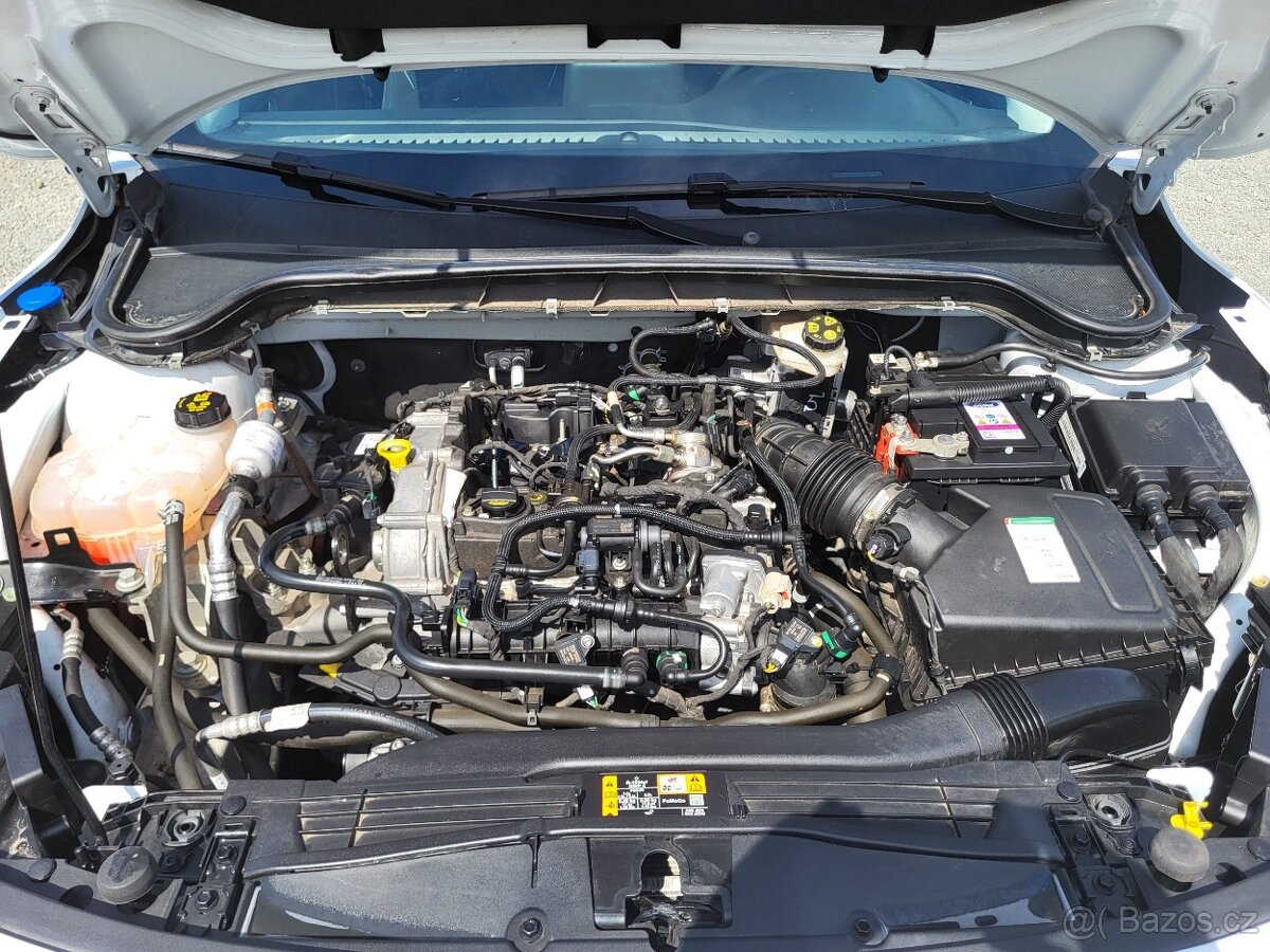 FORD Focus Kombi 1.0 EcoBoost mHEV 114kW TITANIUM - ČR - 13
