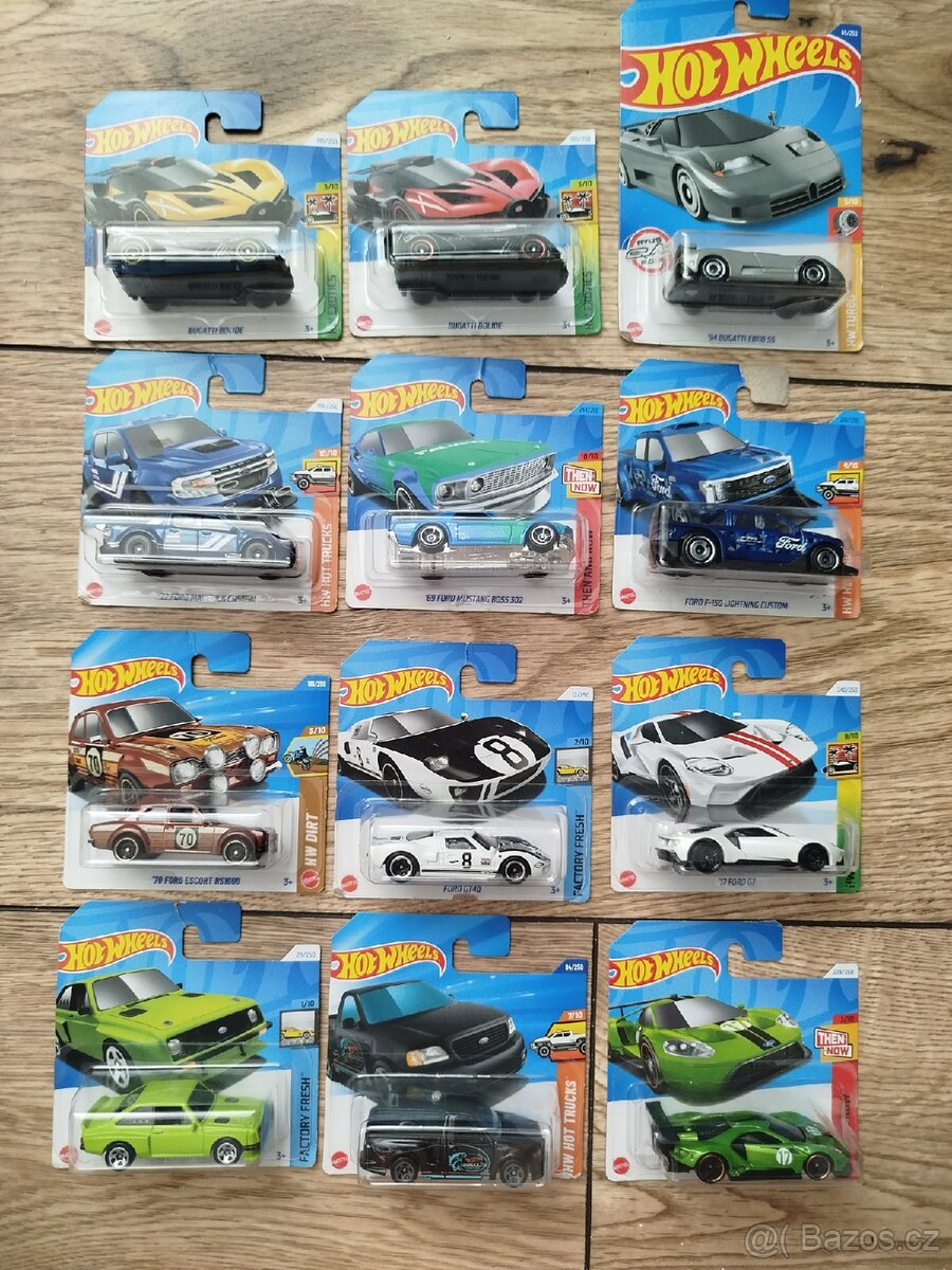 Hotwheels - 13