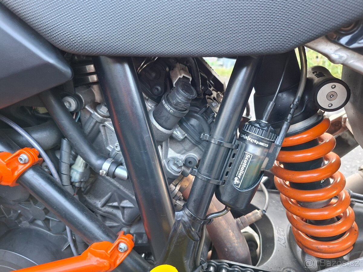 KTM 1050 Adventure 2016 A2 - 13