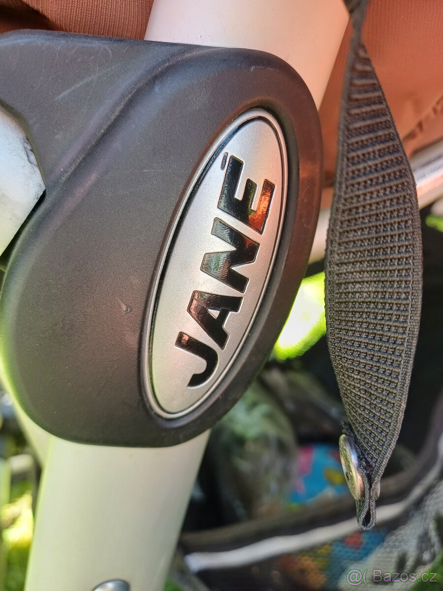 Kočárek JANÉ - 13