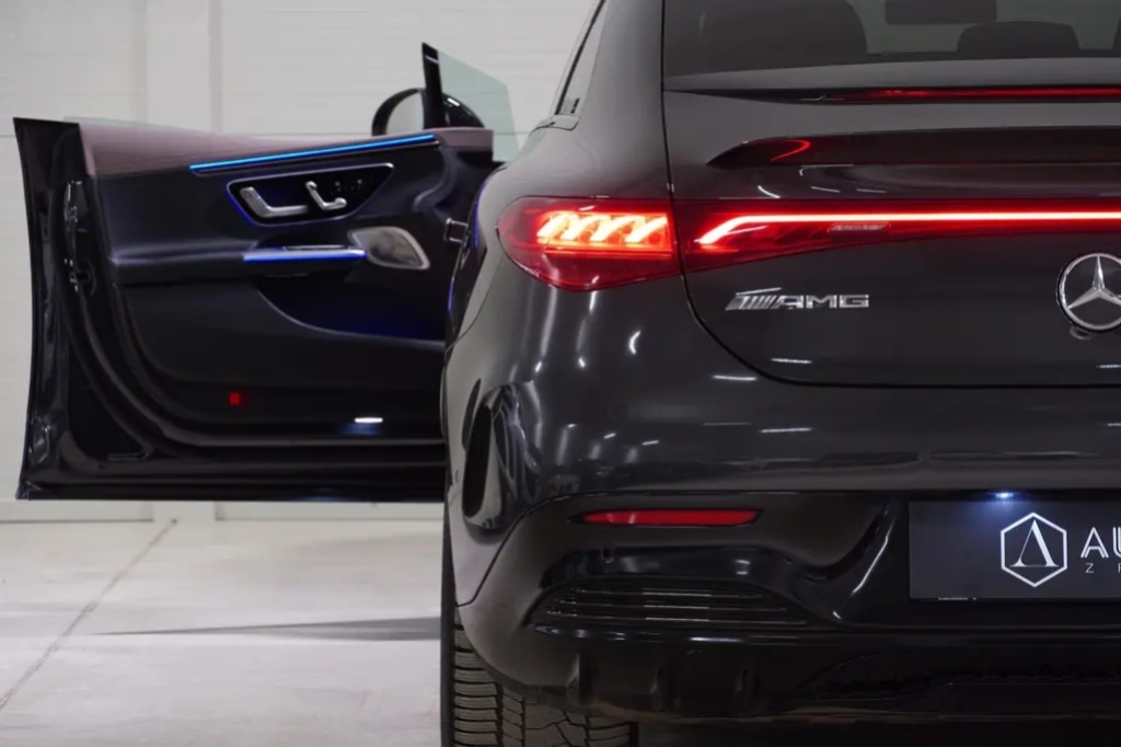 Mercedes-Benz EQE, 43AMG,PANO,VENTIL.,DPH,SoH 98% - 13