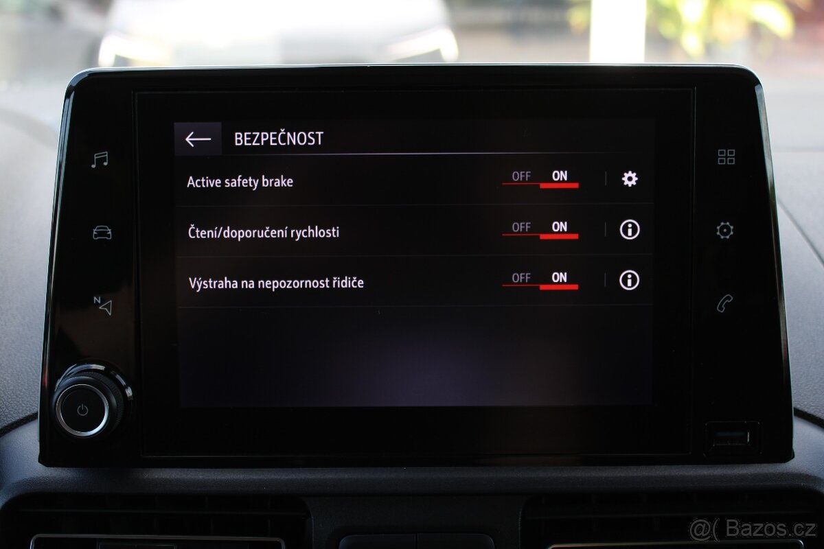 Opel Combo 1,5 CDTI ČR,1.MAJ,DPH,AUTOMAT,2022 - 13