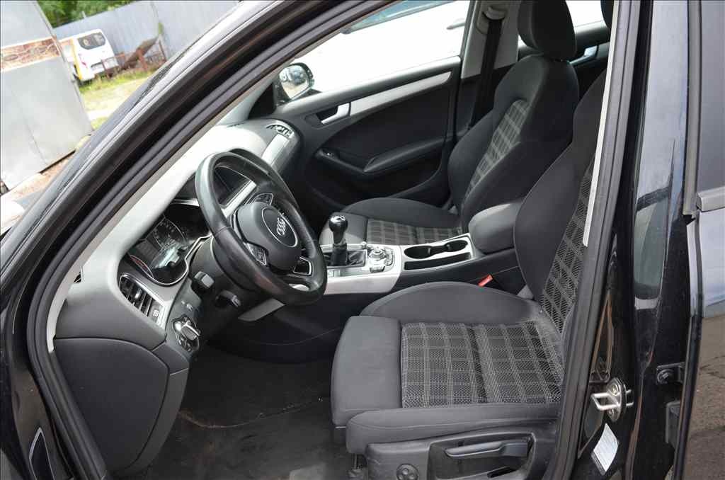 Audi A4 AVANT 3,0 TDI - 13