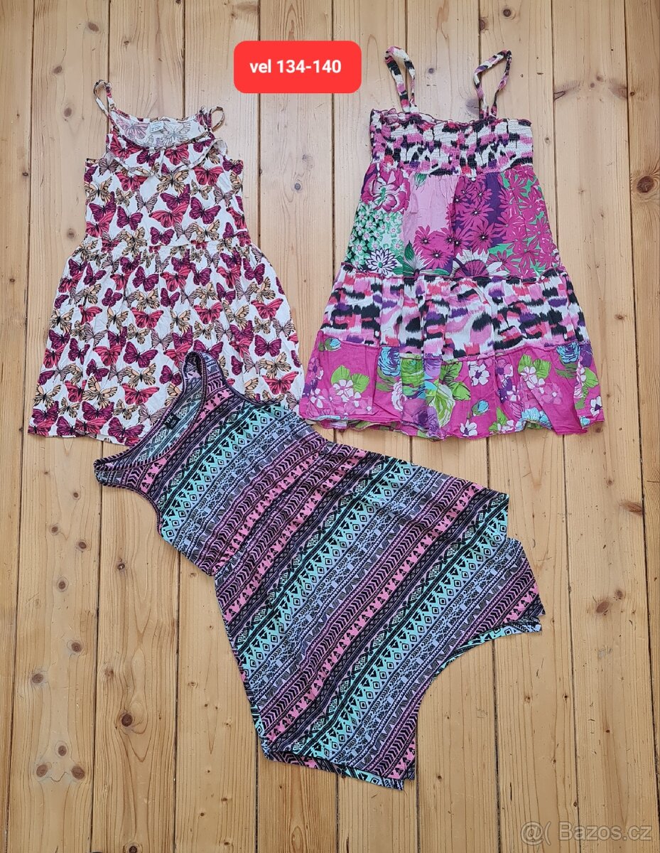 Vel 134-140 sety,mikiny,trička,leginy - 13