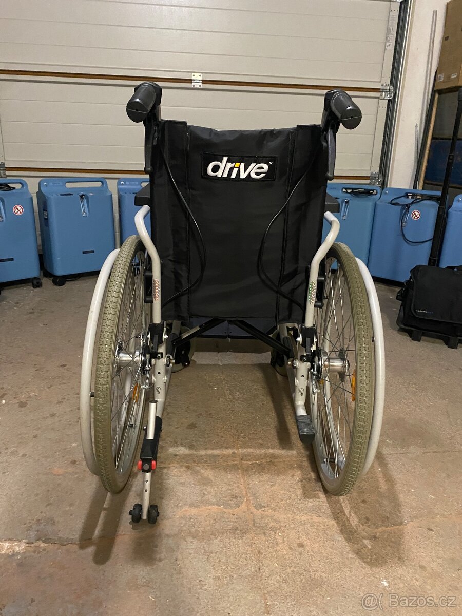 Půjčujeme kompenzační pomůcky - 13