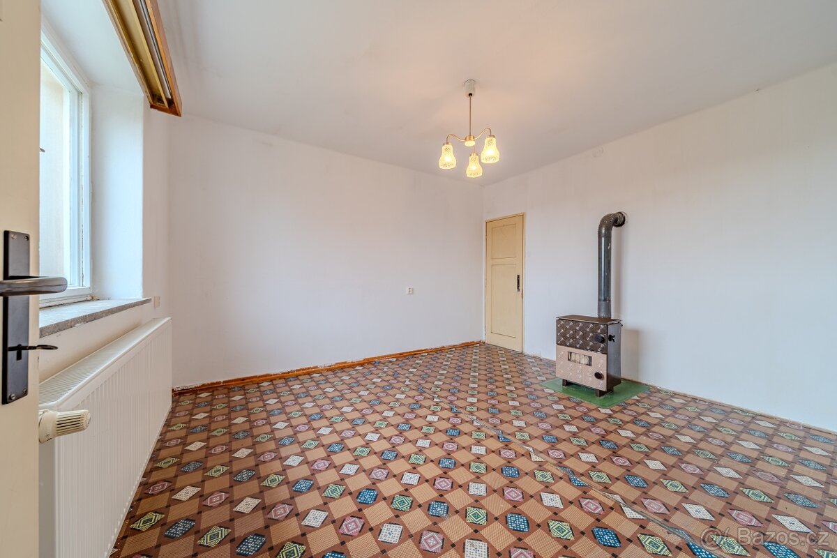 Rodinný dům, zahrada, Vejprnice - 13