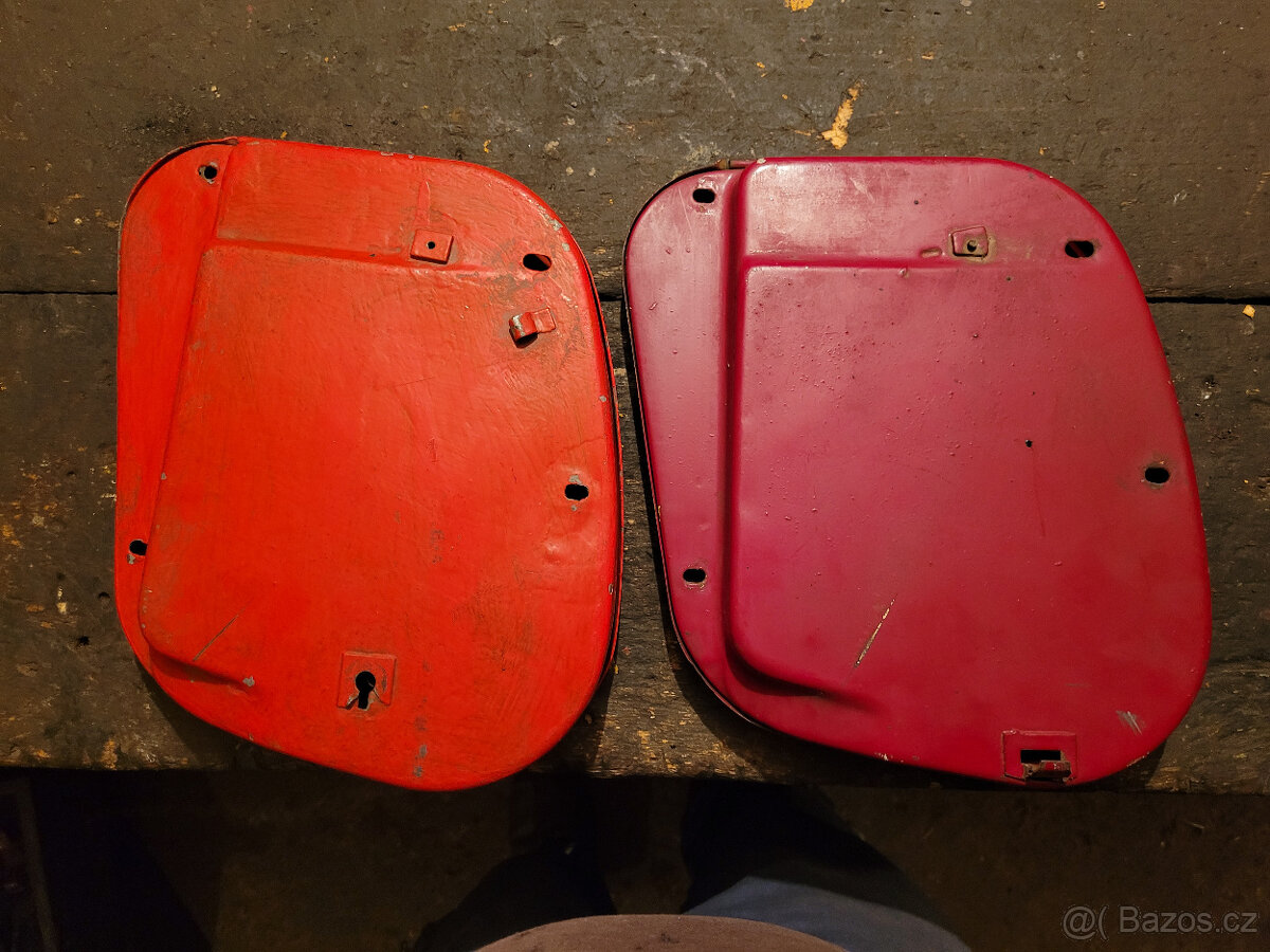 Jawa kývačka+panelka-různé plechové díly - 13