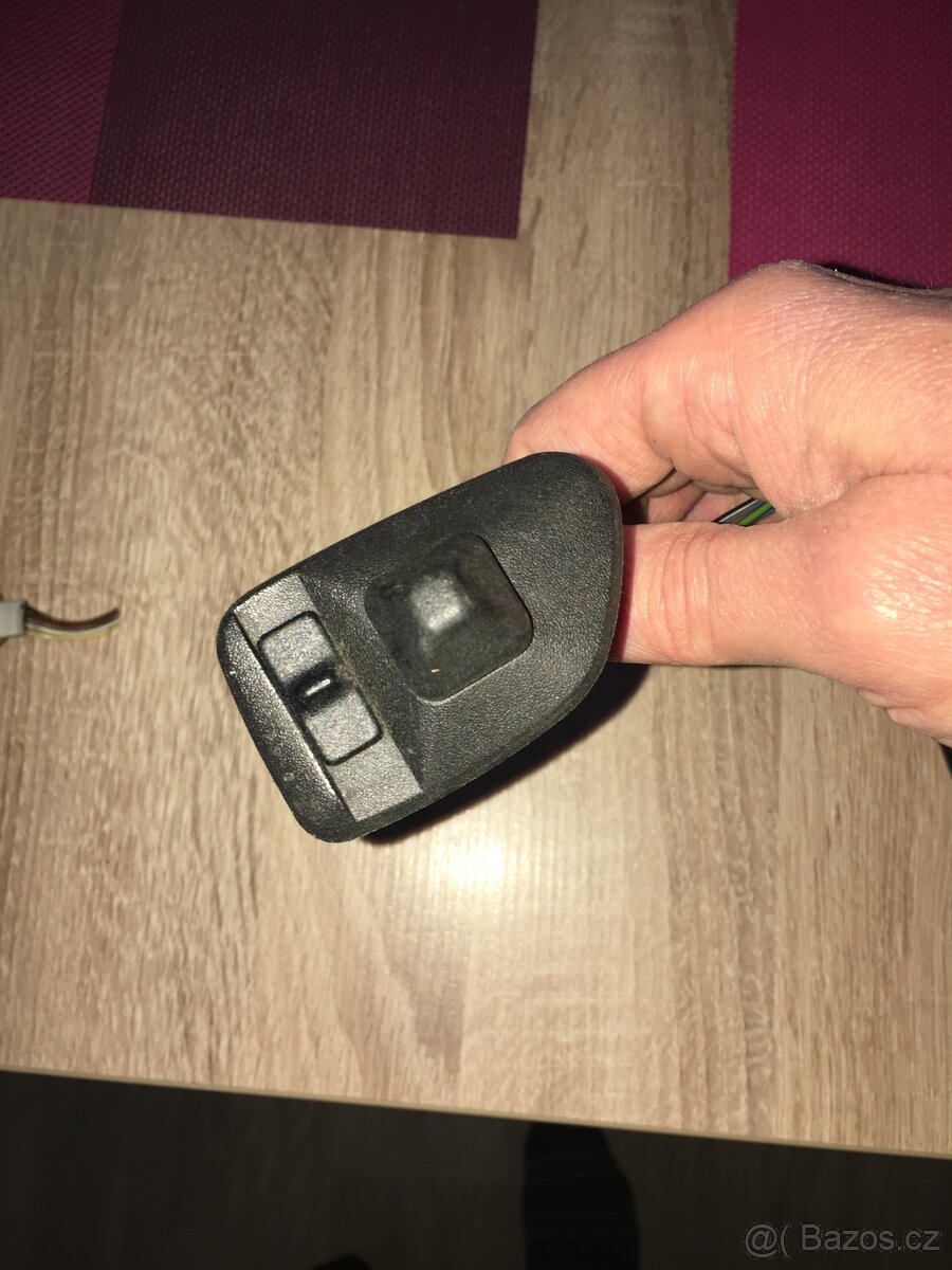 Prodám bmw e36 rûzné díly +interiér - 13