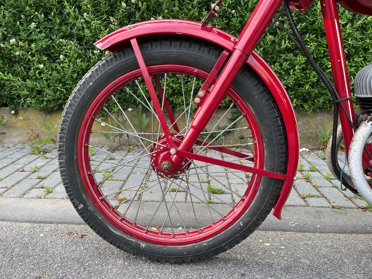 Monark - ČZ M300 (150c), r.v.1950 s TP - 13