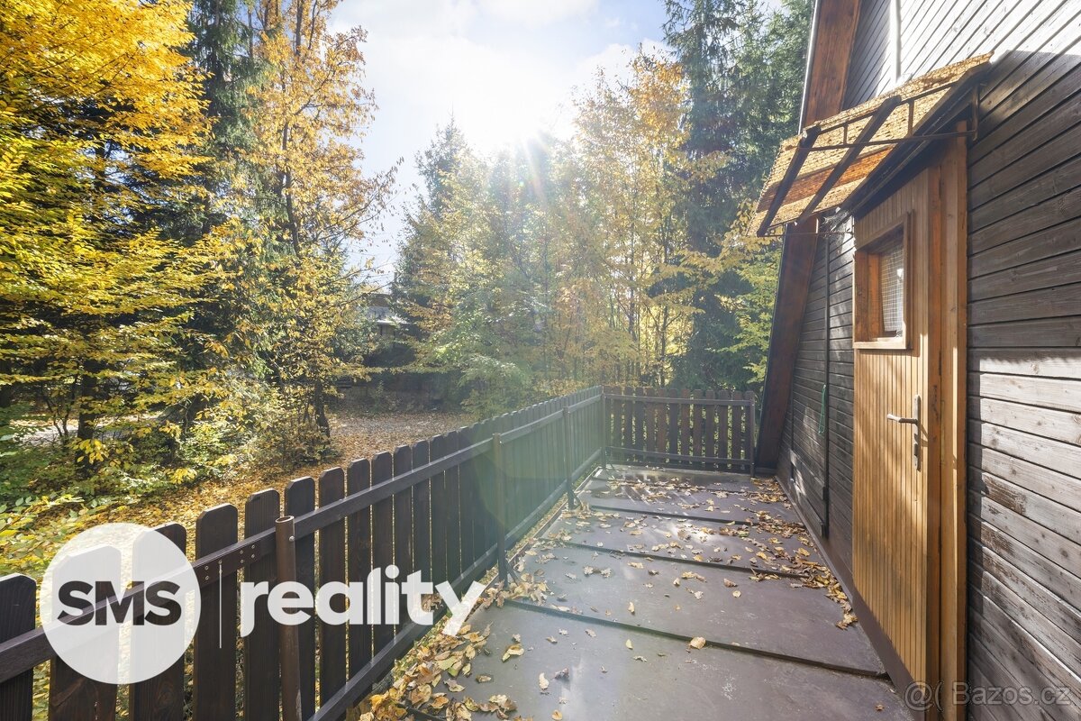 Útulná zrekonstruovaná chatka v srdci Moravského krasu – Jed - 13