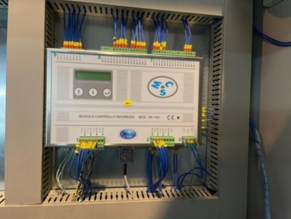 Rok 2024 a hydraulický lis SX 30220 - 13