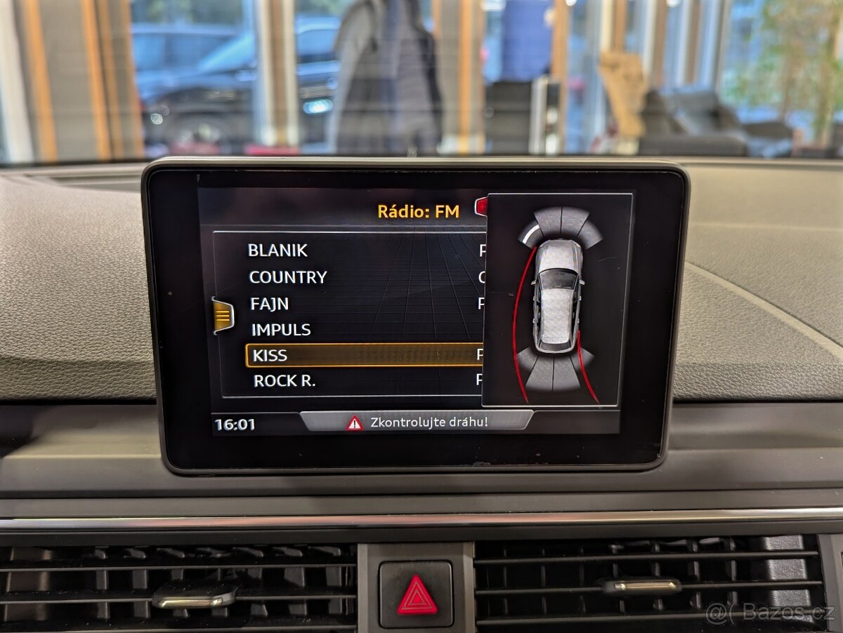 Audi A4 AVANT 2.0 TDi BIXENONY, PDC - 13