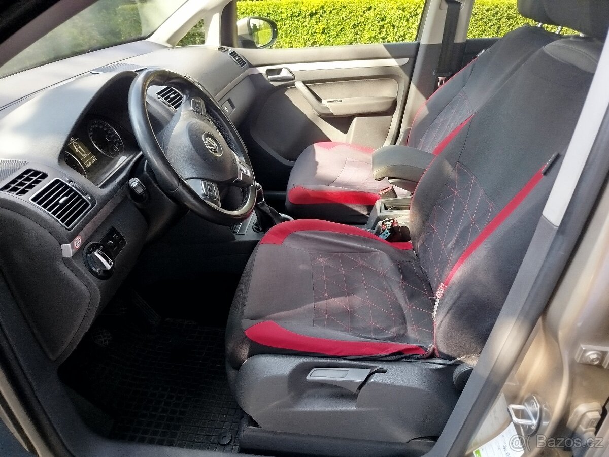 VW Touran - 13