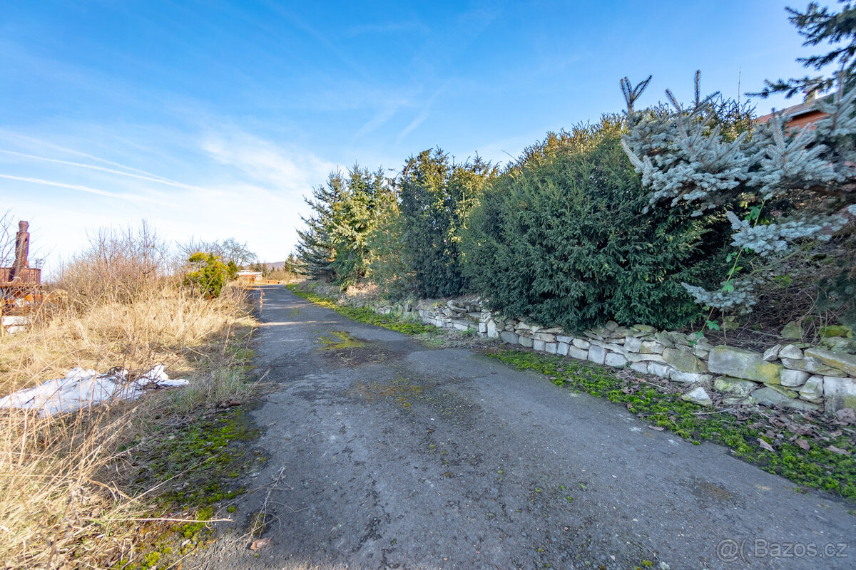 Prodej bývalého zemšdělského areálu nyní využívaného pro dře - 13