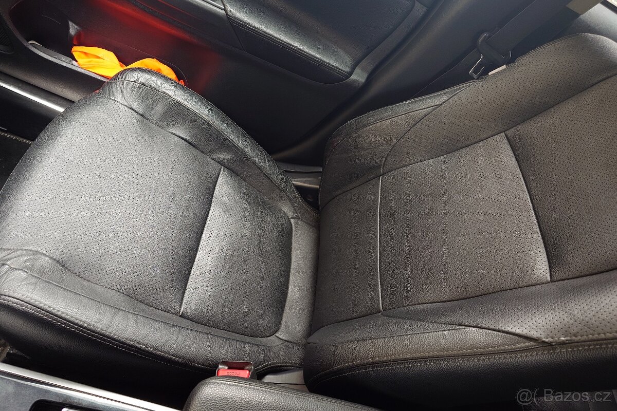 Mitsubishi Outlander 2.2DI-D, 4x4, 2017, automat, pádla. - 13