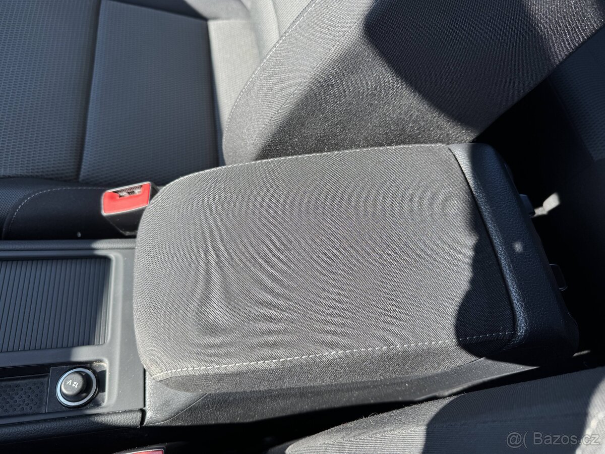 Volkswagen Golf VII 1.6TDi 77KW 4Motion - 13