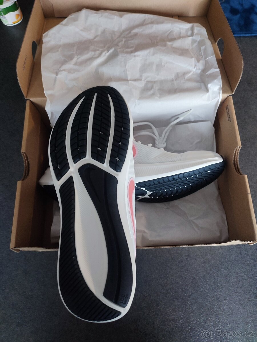 Tenisky vel. 40 nike - 13