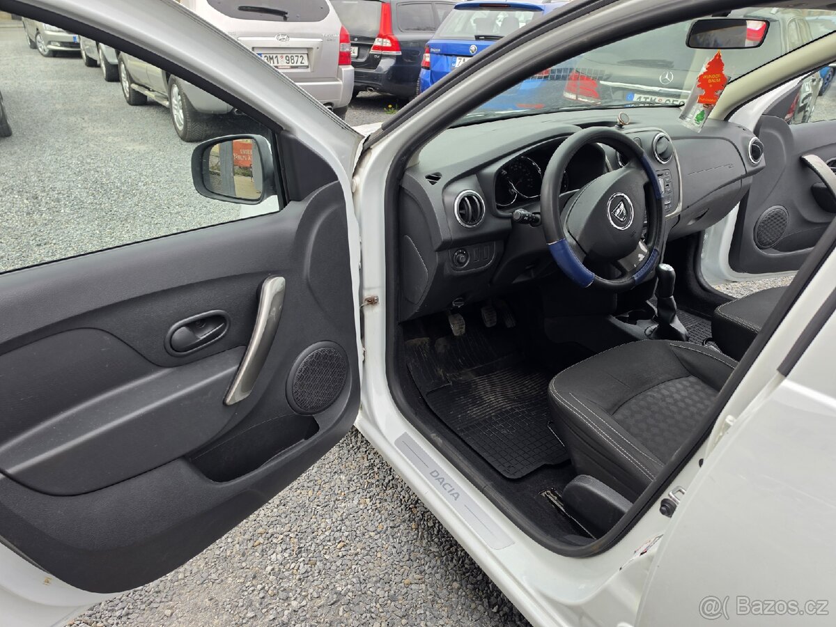 Dacia Sandero
1.2 - 13