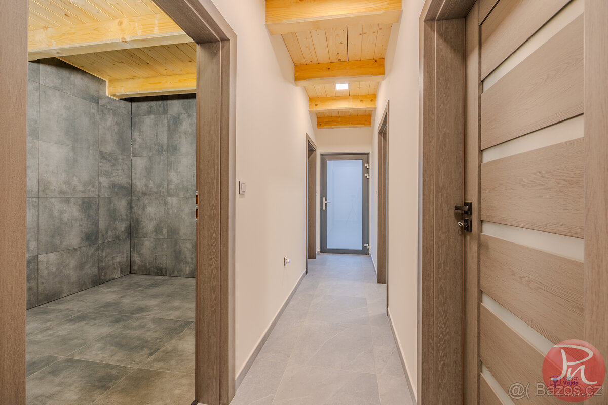 Moderní novostavba s wellness v srdci Beskyd - 13