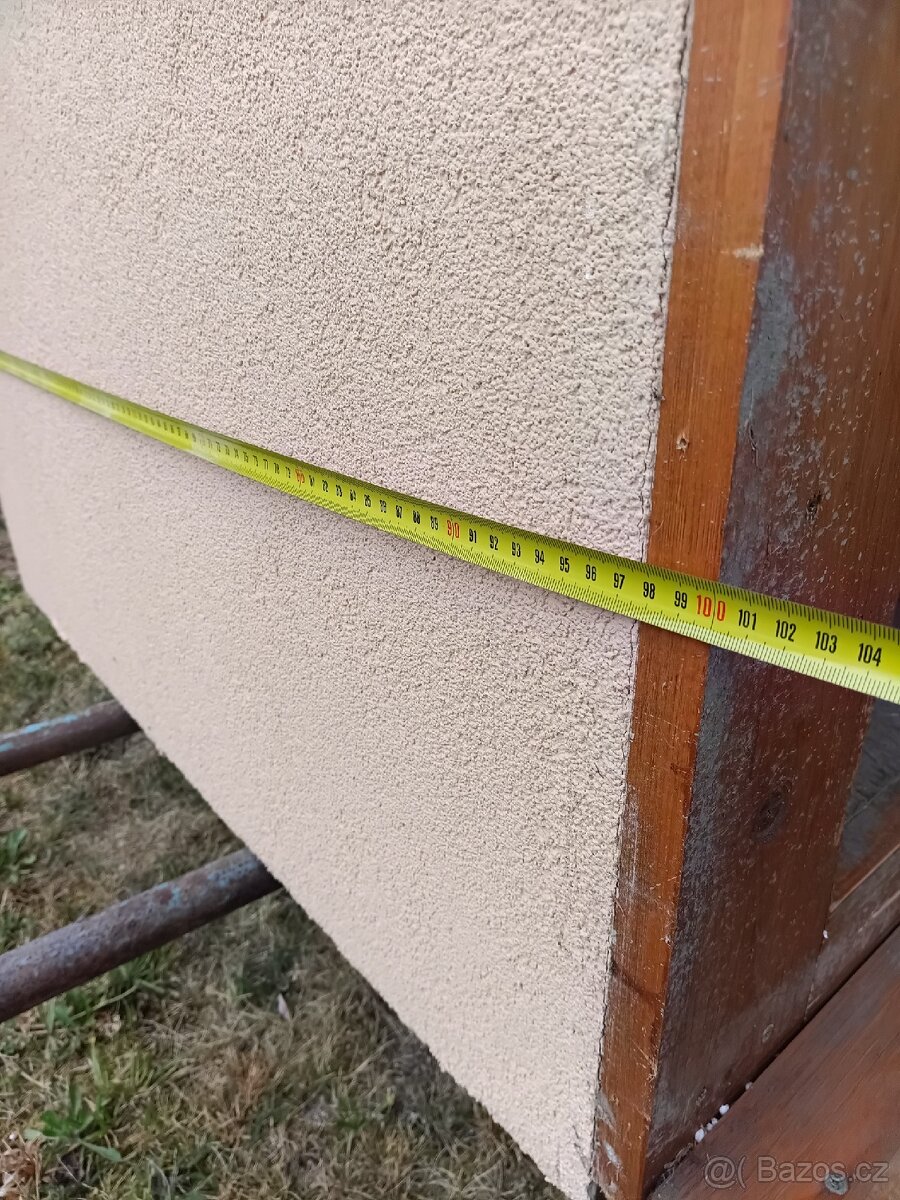 Prodám zateplenou psí boudu . - 13