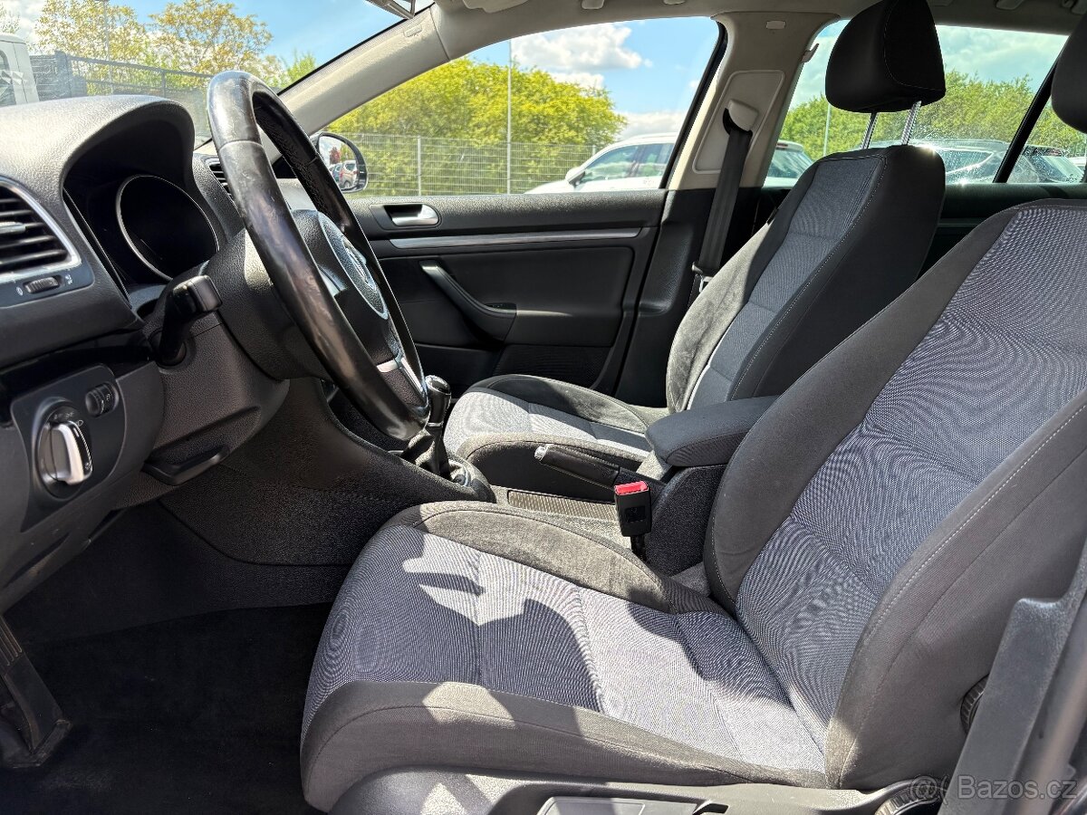Volkswagen Golf 1.6TDi 77kw Style - 13