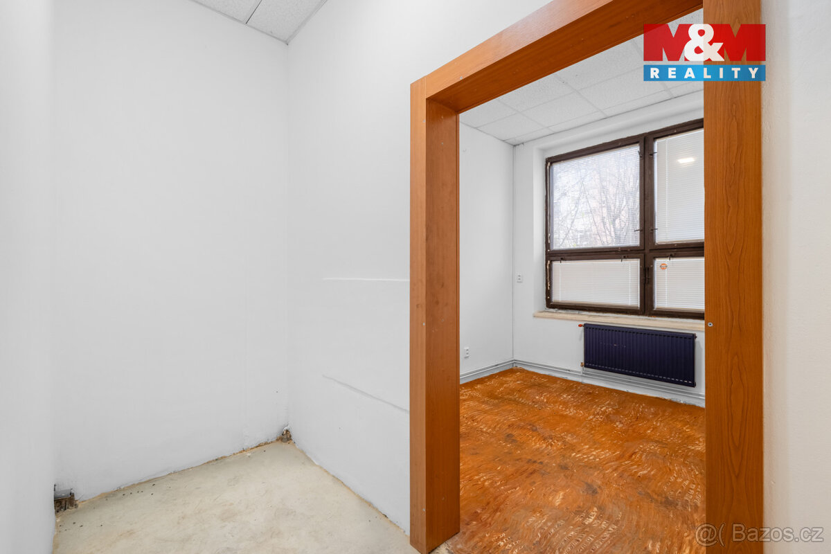 Pronájem multifunkčního objektu 350 m² s pozemkem 1658 m² - 13