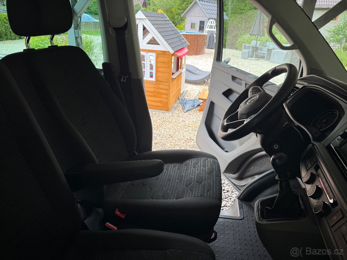 VW CARAVELLE T6.1 2.0 TDI 110kw,manuál,2020,29.000km,STAV 1A - 13