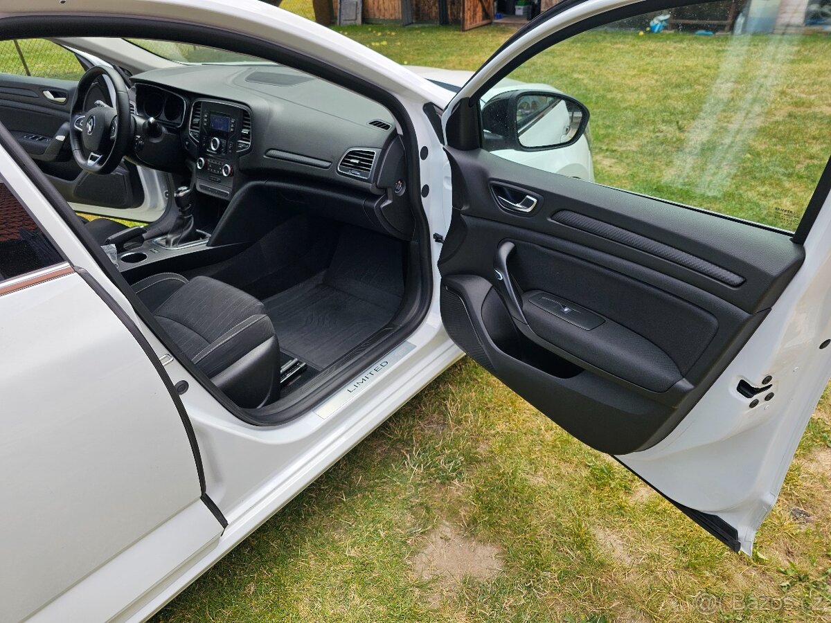 Renault Megane IV combi Limited - 13