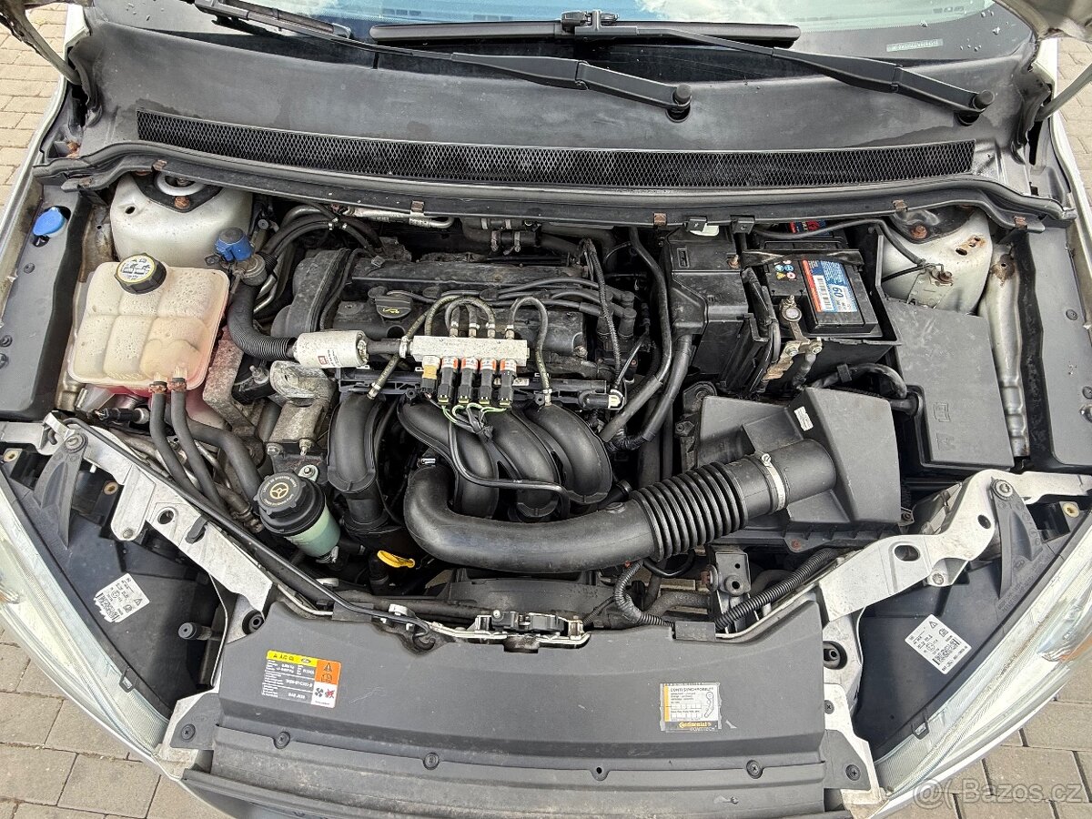 Ford Focus 1,6i 74kW/LPG, tažné zařízení - 13