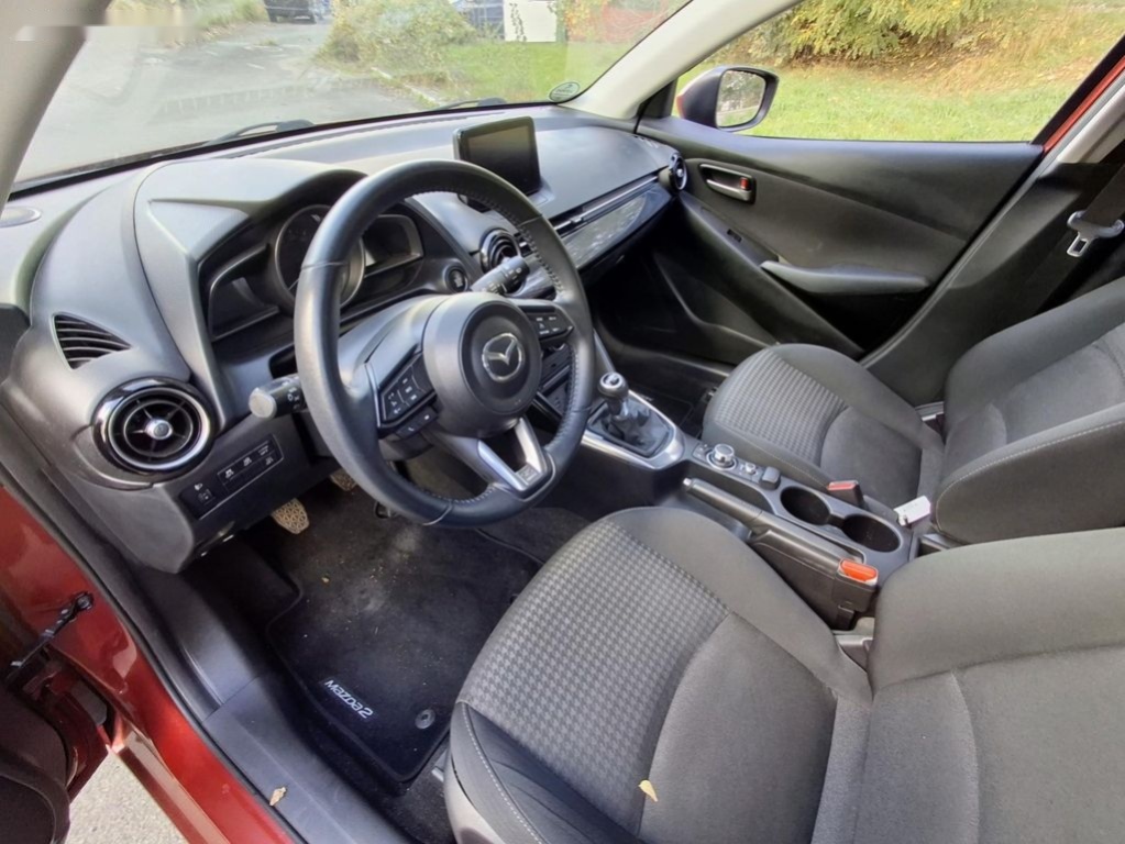 Mazda 2,1.5 benzin - 13